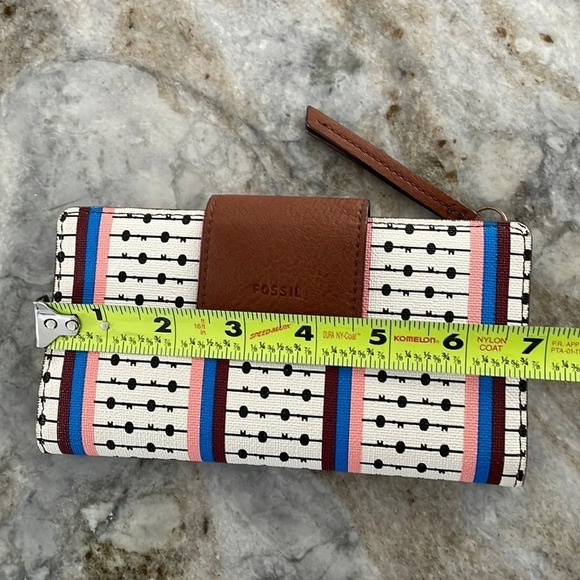 Fossil Women's Wallet Caroline Clutch ECRU Multi Stripe Zip - Picture 5 of 16